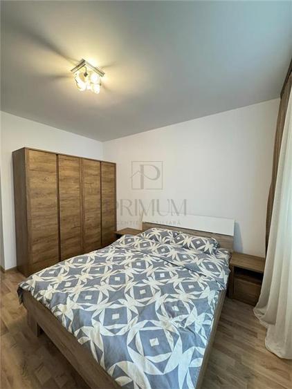 Apartament cu 2 camere decomandat, mobilat în Central