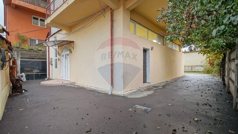 CENTRAL - Vila  DE INCHIRIAT  - pretabila diverse businessuri - 32