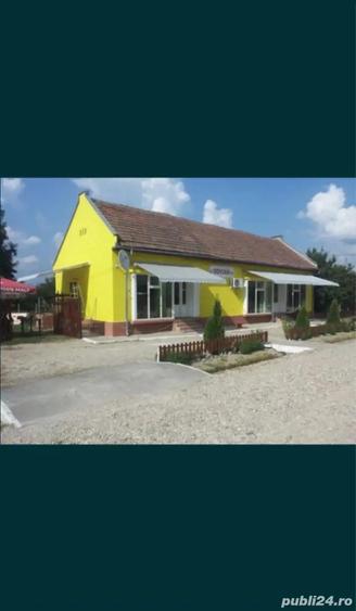 Vand casa de locuit spatiu comercial in loc. Sarbova, com. Racovita - 1