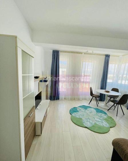 Garsoniera spa?ioasa cu bucatarie separata ?i balc... Garsoniera spa?ioasa cu bucatarie separata ?i balc...