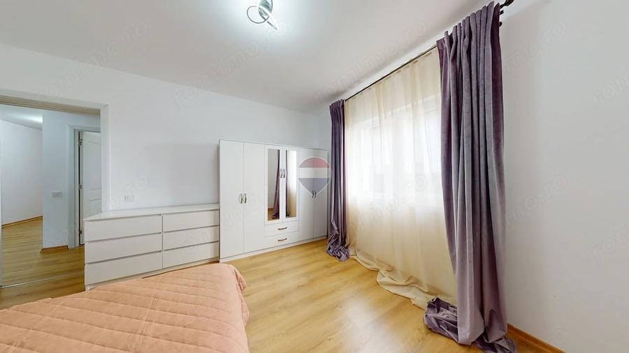 Casă cu 4 camere cu Teren 400 Mp în Sânpetru