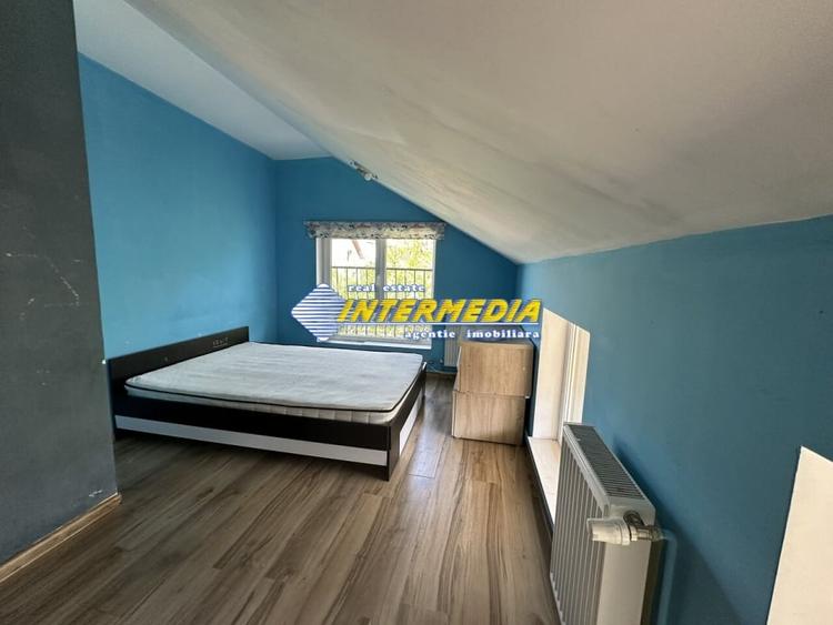 Proprietate 2 case curte pavata Teren 700 mp Hotel CETATE gard utilitati - 6