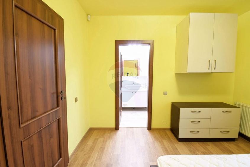 Casa cu 5 camere de inchiriat, zona Becas - 13