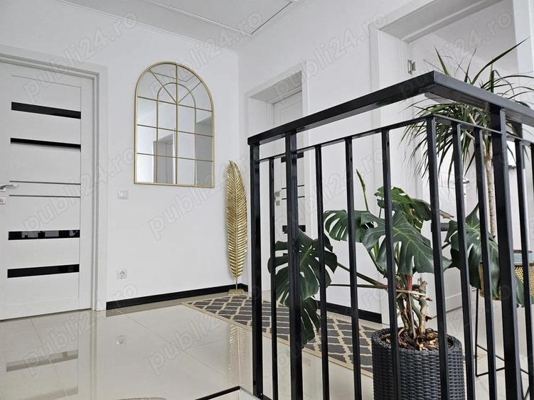 Vand casa deosebita in Selimbar - 11