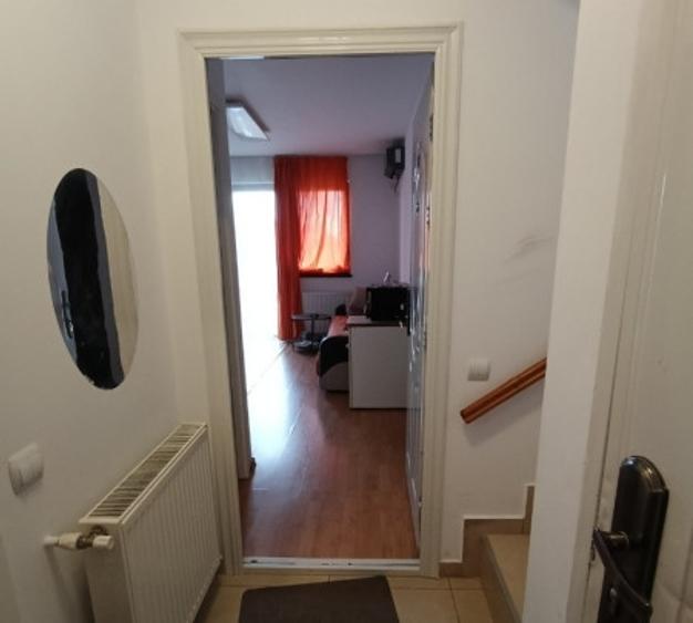 2 camere parter vila, curte proprie, parcare, Popesti , centrala,AC - 4