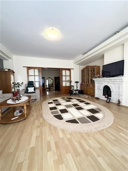 Casa la Cativa Pasi de Mare in Faleza Nord - Ideala Pentru Familii sau Investito - 2