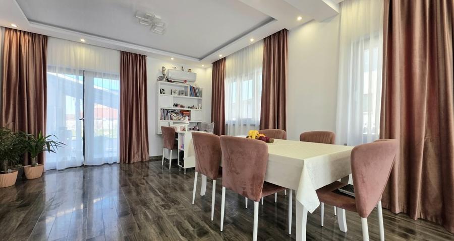 Vila P+1 in Navodari - Teren 1000 MP - Garaj auto - 3