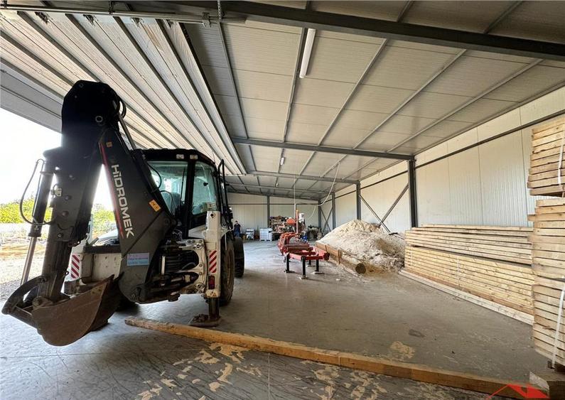 Hala industriala 275mp si teren 3185mp de in Garoafa - 15