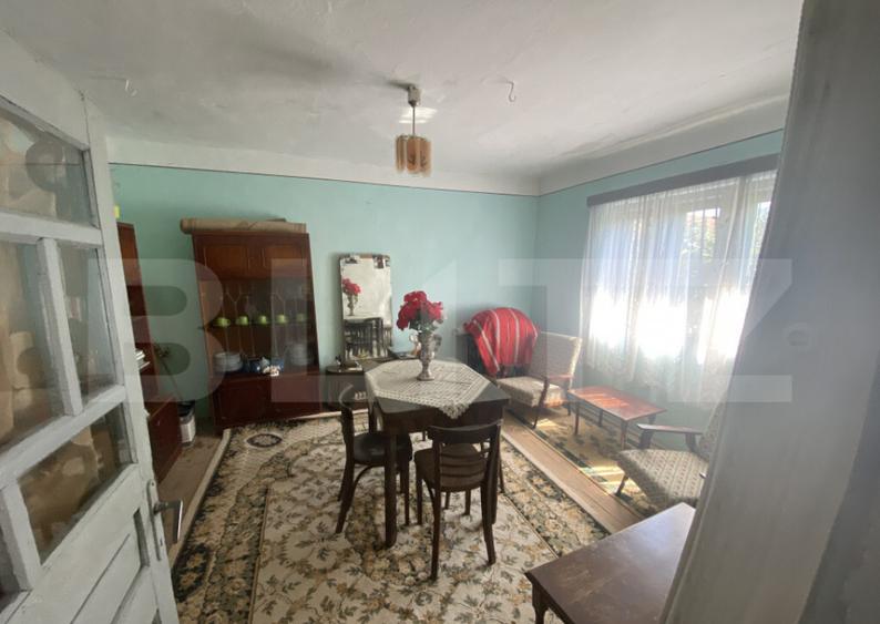 Casa de vanzare cu teren in suprafata de 3000 mp in comuna C - 9