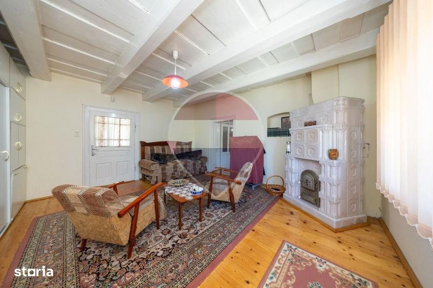 Casa saseasca autentica in Sacele teren 1.900 mp si livada - 13