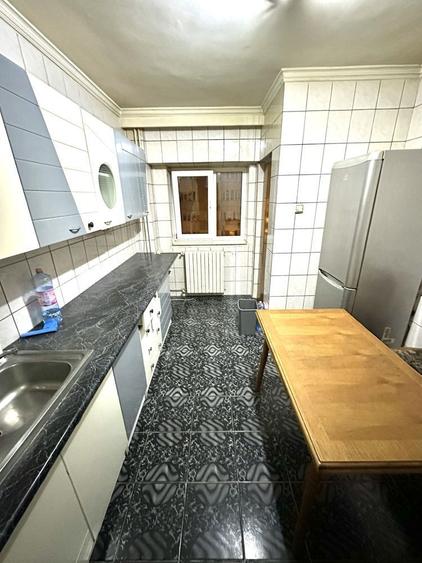 Inchiriez apartament 3 camere zona stadion - 4