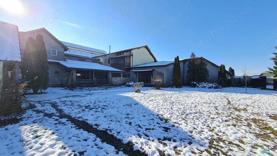 Vila 16 camere si 3 ha teren intravilan - 9