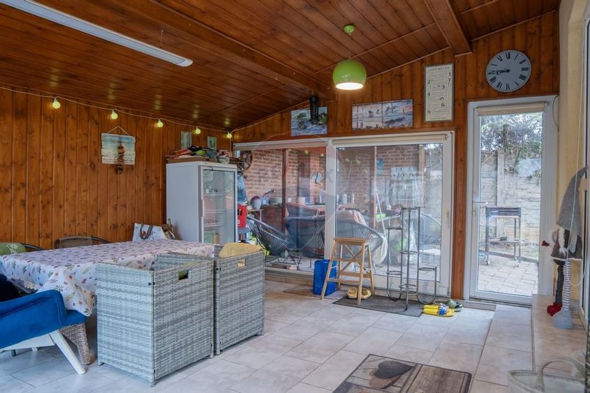 DE VANZARE Reședință Premium cu Piscină și Teren Generos – Sat Roșu - 56