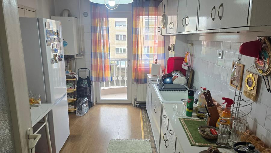 Vand apartament cu 2 camere in Deva, etaj 2, zona Decebal (Cuza Voda), - 1