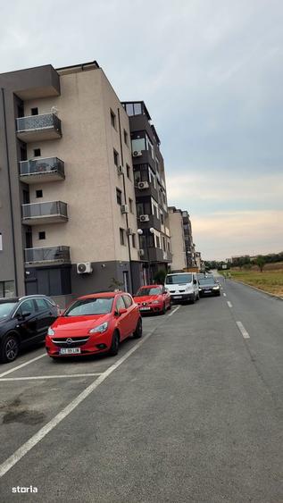DE VANZARE APARTAMENT CU VEDERE LATERALA LA MARE, COMPLET MOBILAT - 9