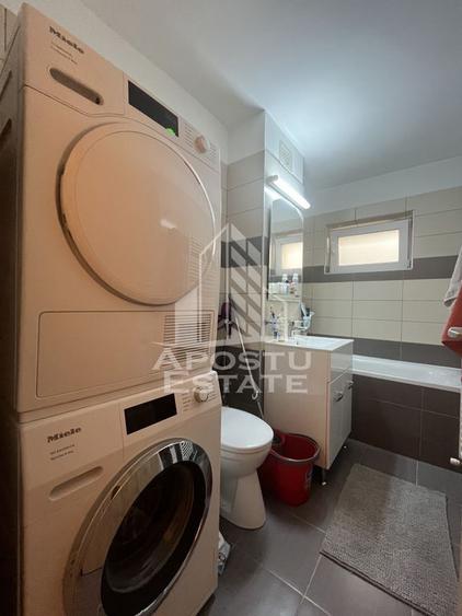 Apartament cu 3 camere, 2 bai,etajul 1, centrala ,renovat... - 1