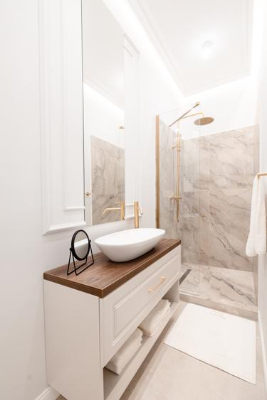 Apartament exclusivist de inchiriat  - B-dul Revolutiei - 9