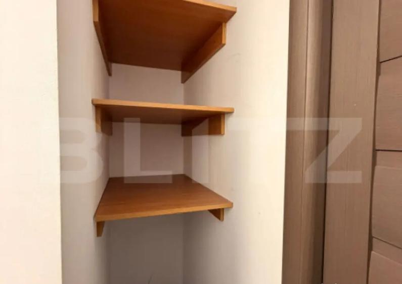 Casa P+3 + Demisol, Rovine, zona Cofetaria Dama - 1