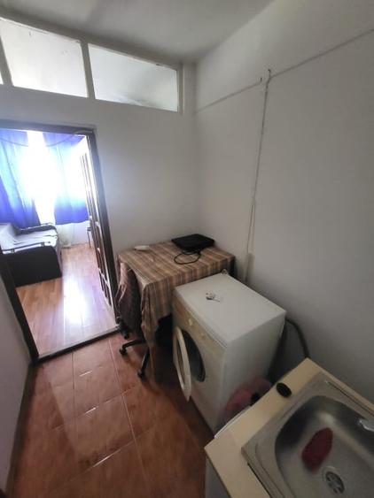 Garsoniera, 18mp, zona Scolii de Politie - 2