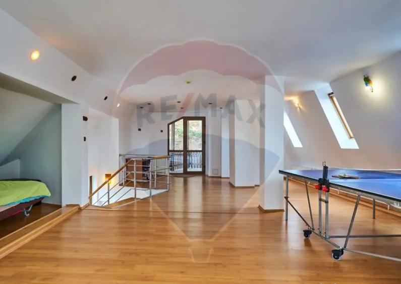 Vila/ Casa de vacanta Predeal/ piscina interioara ! - 2