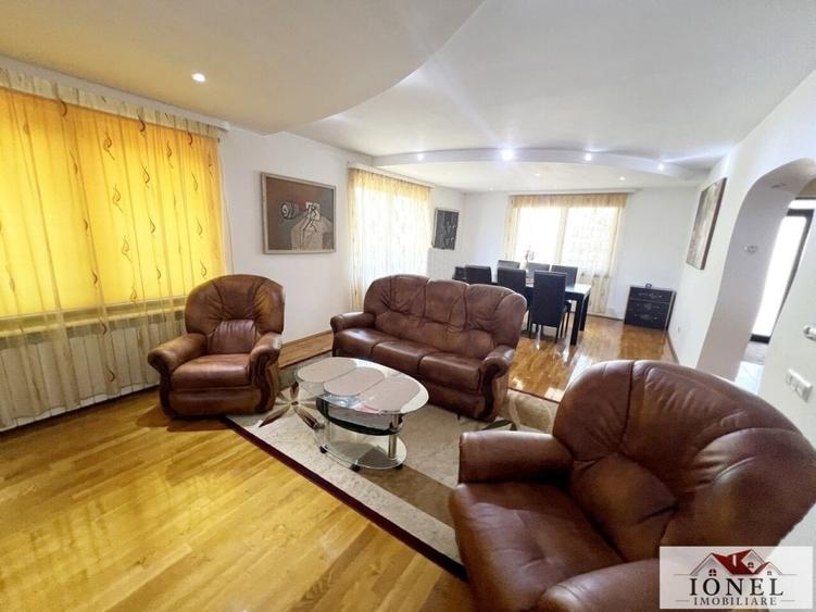 Vila de vanzare in Sebes - 5