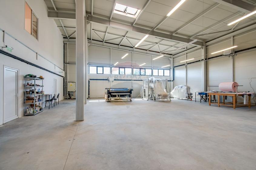 Hala de vanzare, 600 mp constructie, 7000 mp teren, Racari Dambovita - 4