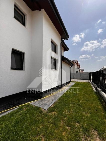 Vila Eleganta 4 camere, finisaje exclusiviste Tunari - 1