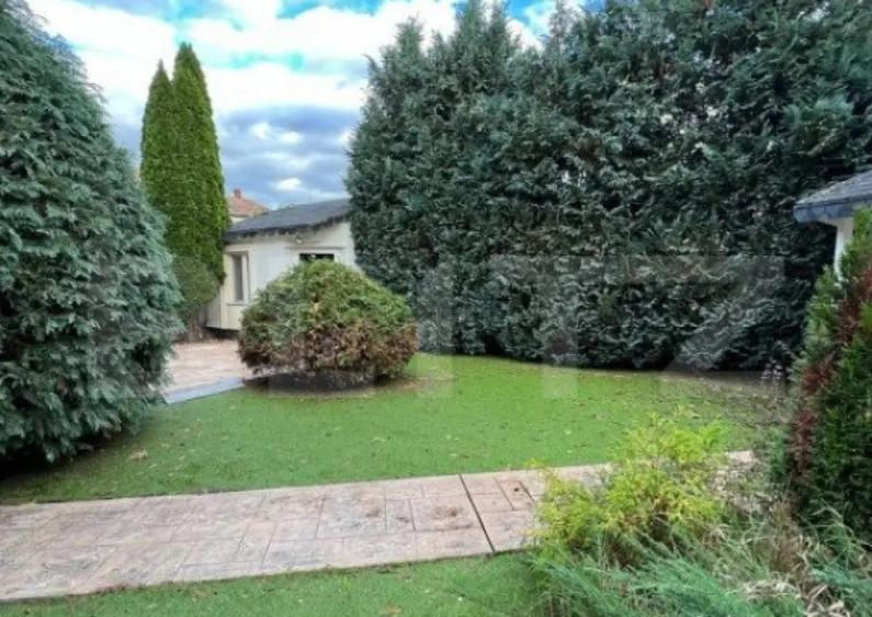 Casa in Zona Strada Botizului - 2