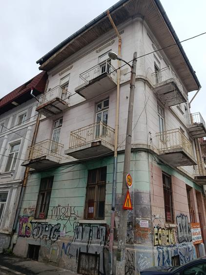 VILA MONUMENTE ISTORIC DE VÂNZARE – Str. Sarmizegetusa(Centru Vechi) 185MP - 4