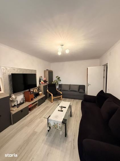 Proprietar inchiriez apartament 3 camere decomandat, renovat complet - 3