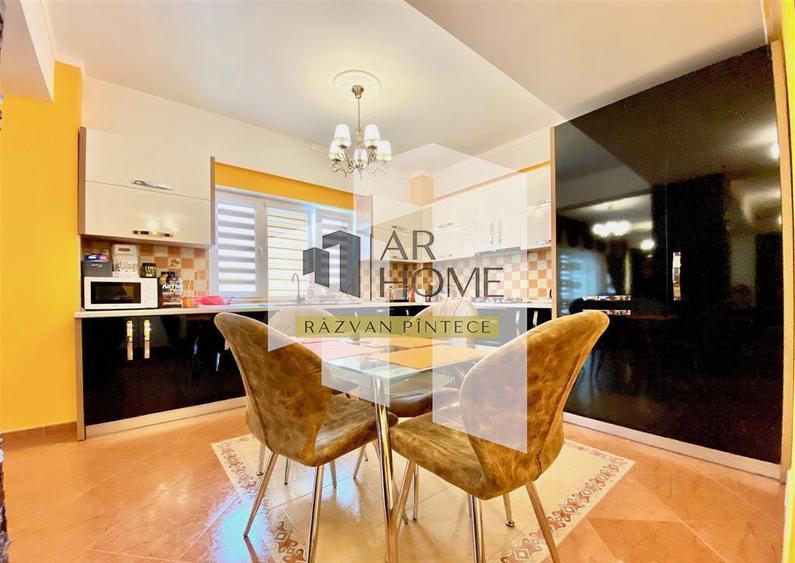 Apartament 3 camere, decomandat, 100 mp, zona Republicii, Pl - 14