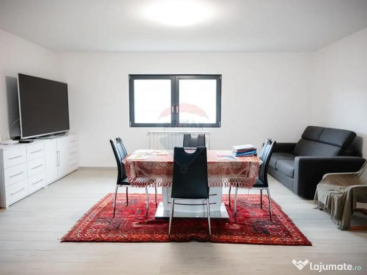 Casa / Vila cu 5 camere de vanzare - 16