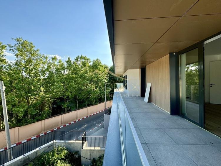 Vila cu 5 camere  *366mp* / Curte privată *315mp* / Pipera - Lake View - 28