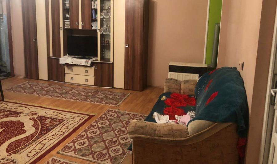 Vand casa cu 3 camera urgent - 6