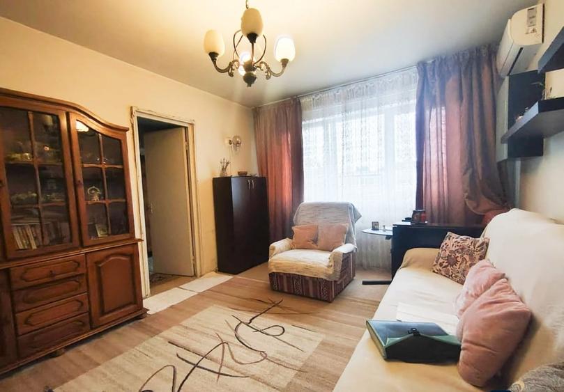 Apartament semidecomandat - 1