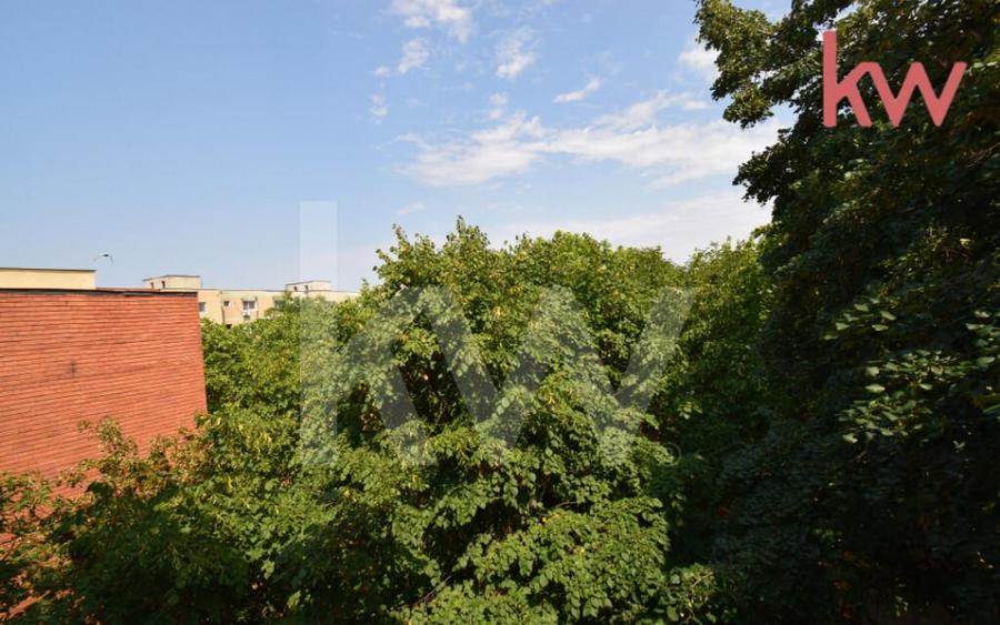 Apartament 4 camere, 1 Mai , Insula, centrala termica, langa - 6