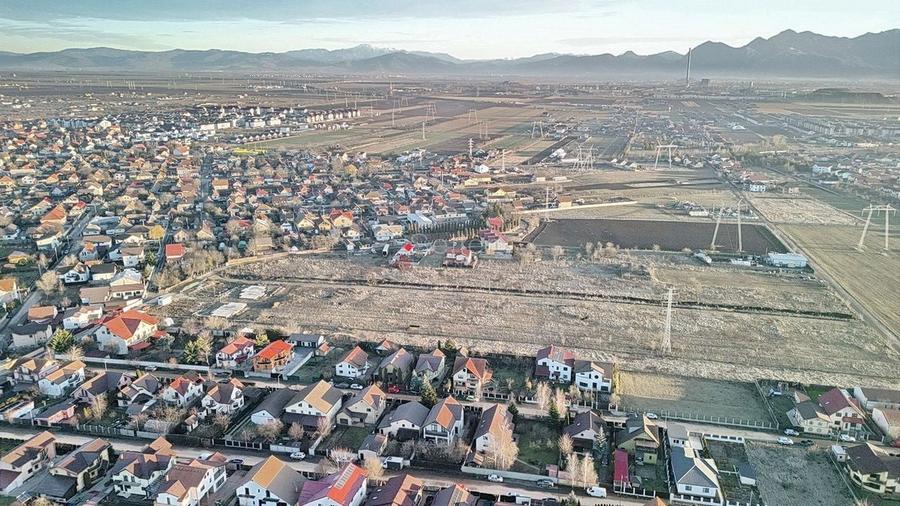 Teren intravilan cu Autorizatie de Construire - 27