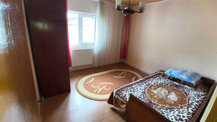 Apartament de vanzare in Lupeni - 1