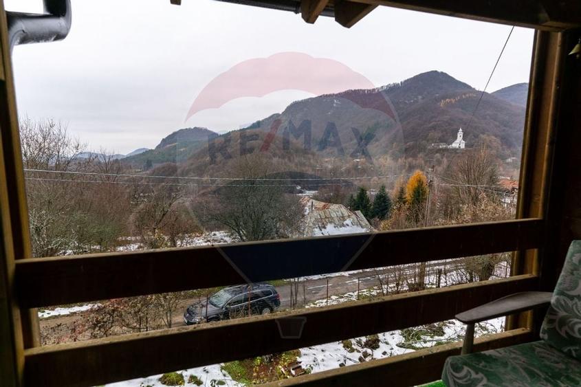 Casa de vanzare,Sacaramb jud. Hunedoara - 1