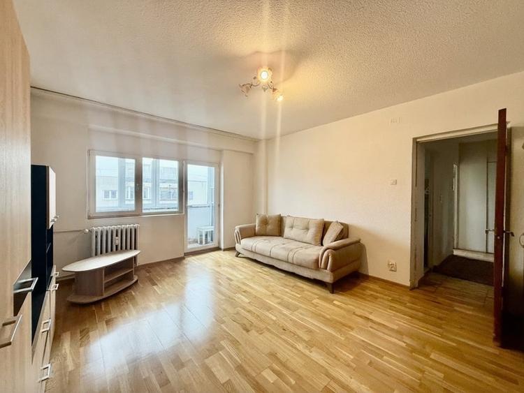 Garsonieră decomandată cu balcon și boxă | Calea 13 Septembrie - 2