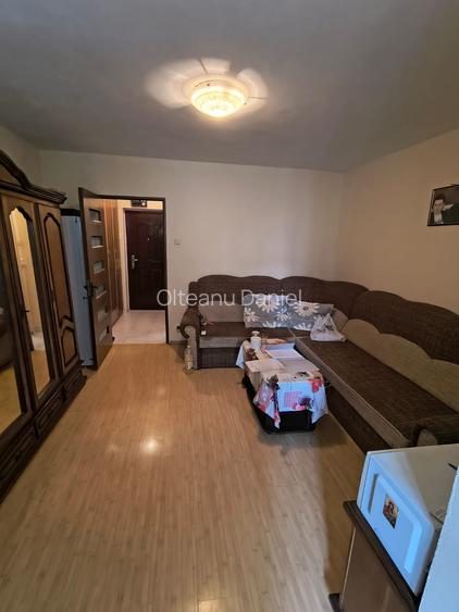 Garsonieră semidecomandată în Ghencea