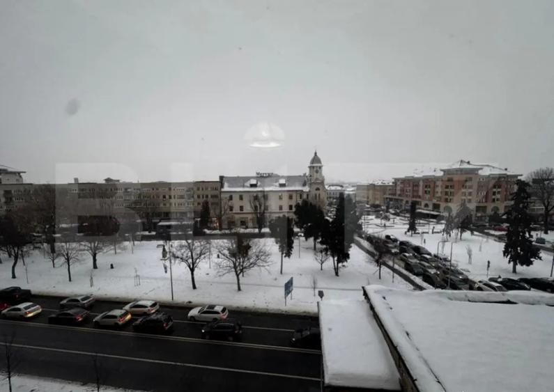 Apartament 3 camere, 64 mp, zona Central - 4