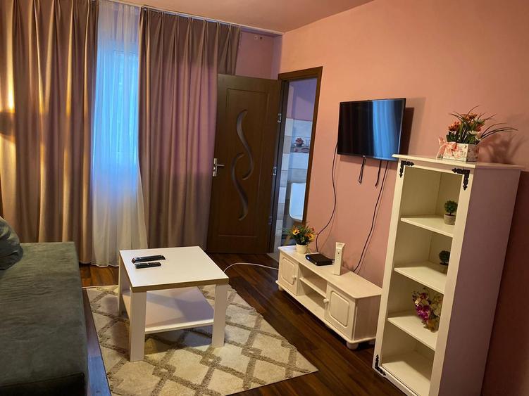 Apartament de inchiriat Alba Iulia, str. Vasile Goldis - 6