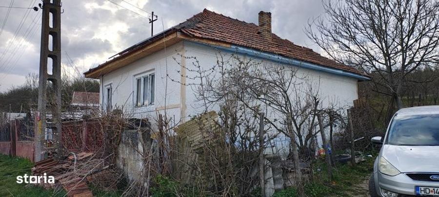 Casa mare sat Maceu, 3 camere,bucatarie,hol,baie - 2