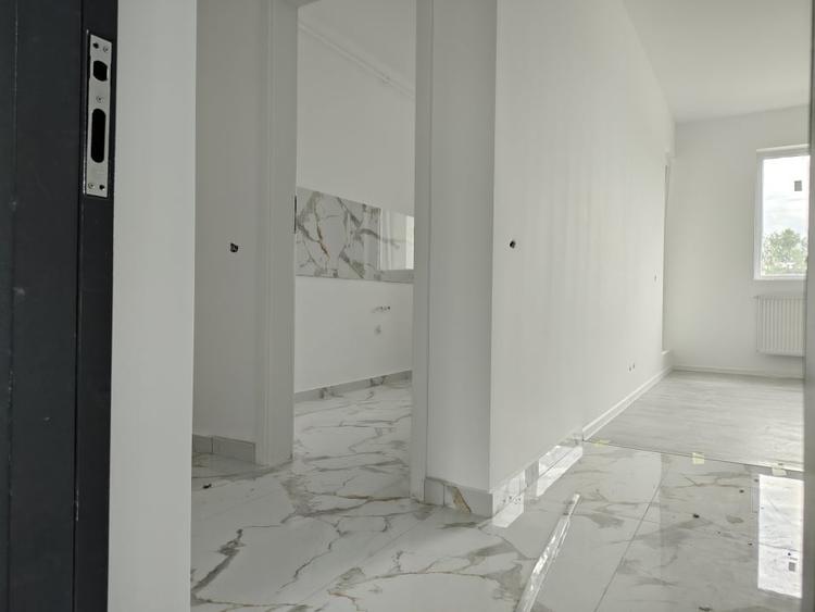 Garsoniere decomandata /parc/ scoala Petru Rares - 4