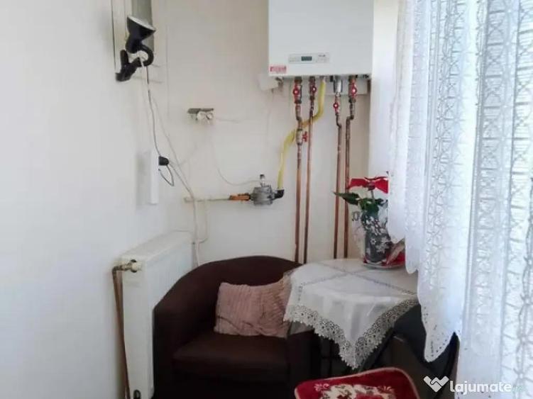 Apartament Cu 2 Camere Decomandate Zona Burdujeni - Spital Bethesda - 4