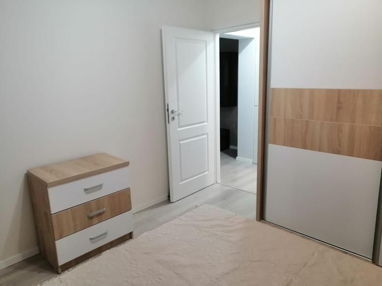 Apartament 2 camere, zona Tomis 1, etajul 3, centrala gaz. - 7