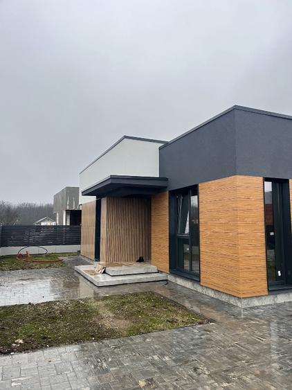 Case de vanzare in zona Balotesti - 14