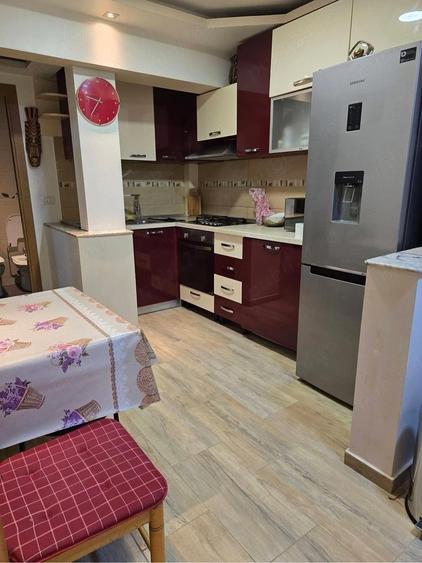 Apartament 2 camere Traian etaj 2 - 3