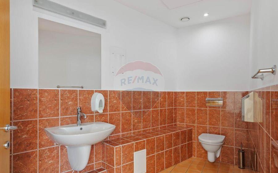 Spa?iu de birouri in cladirea Unimed - 9